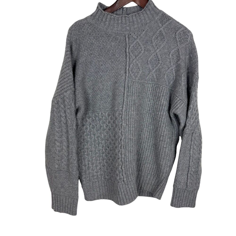 American Eagle Gray Cable Knit Quilt Ribbed Sweater Women’s Medium